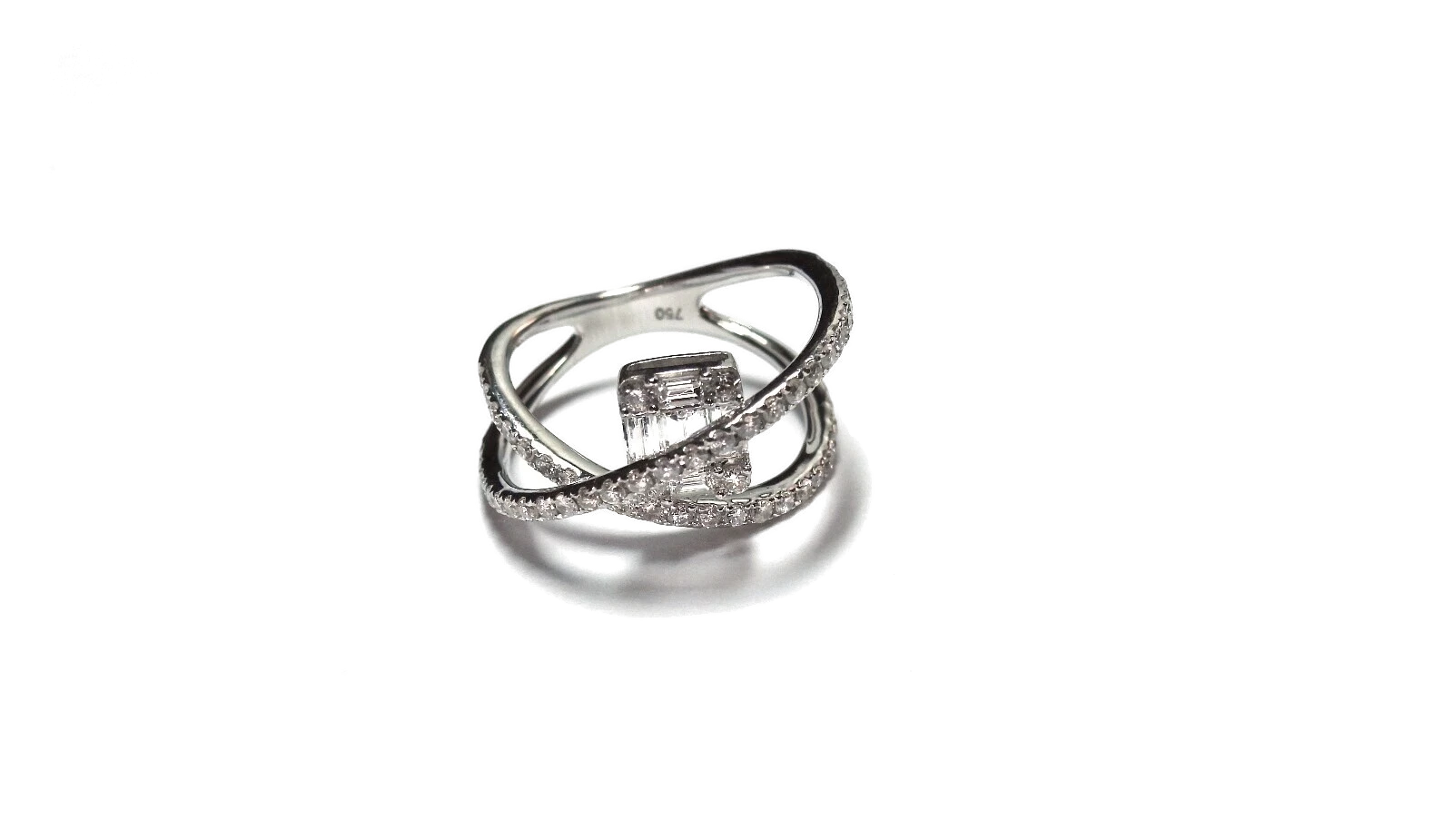 Sell Silver, Platinum & Palladium Jewelry in South Florida | Jon Bragman, Inc.